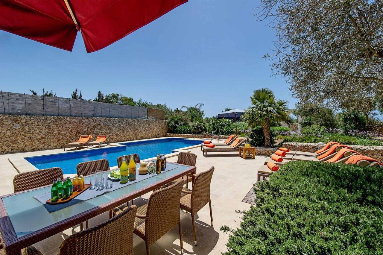 The Olives Holiday Home San Lawrenz Екстериор снимка